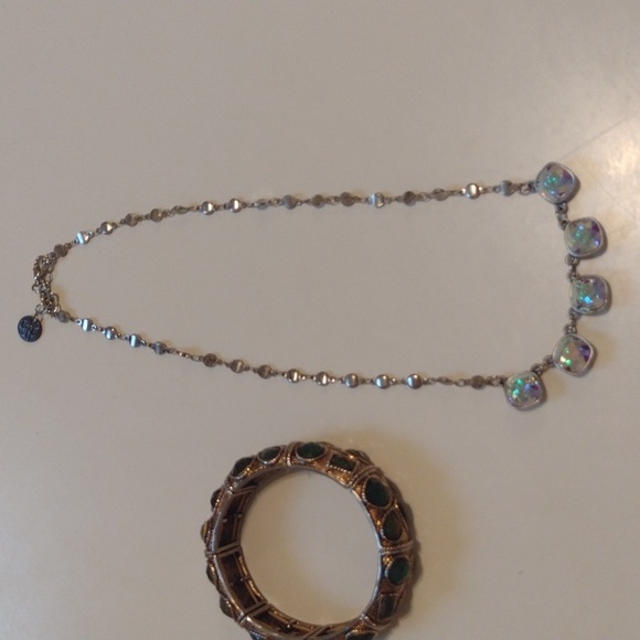 Gold and Silver Glass Stones Bracelet and Necklace Bundle - Picture 4 of 12